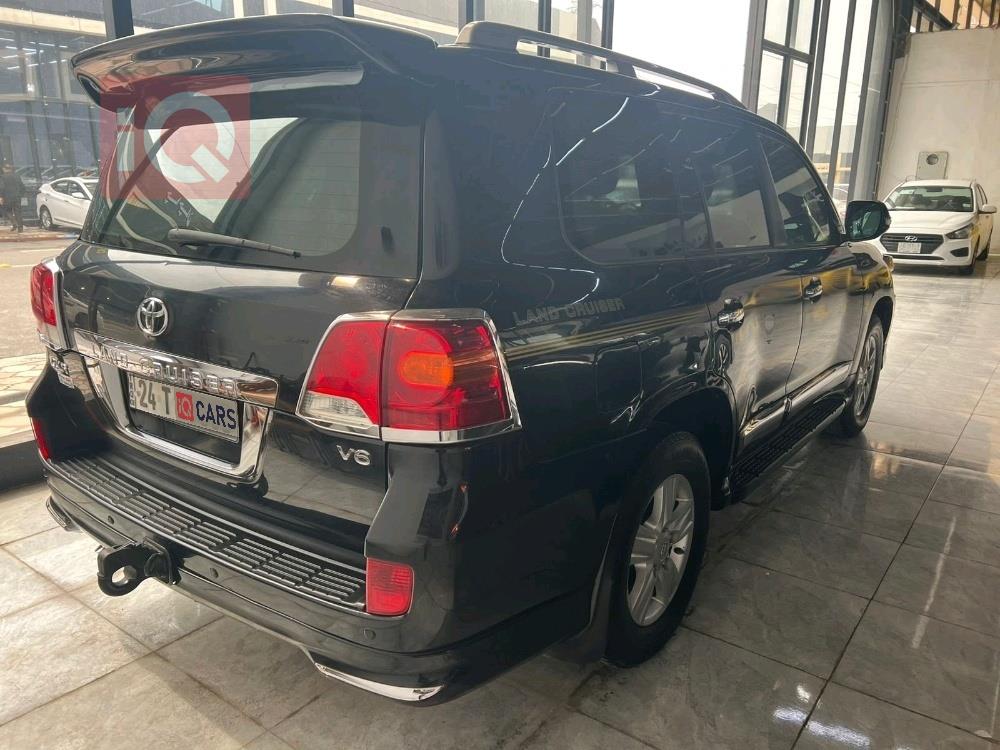 تويوتا لاندكروزر